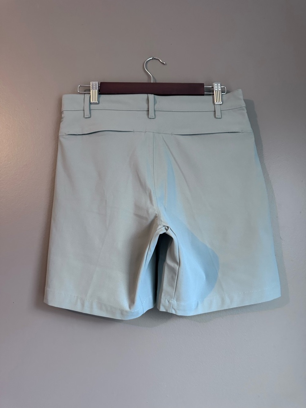 Fabletics Men’s Athletic Golf Shorts Sage Gray – XS/S (30 Waist) The Don Shorts - Picture 4 of 11